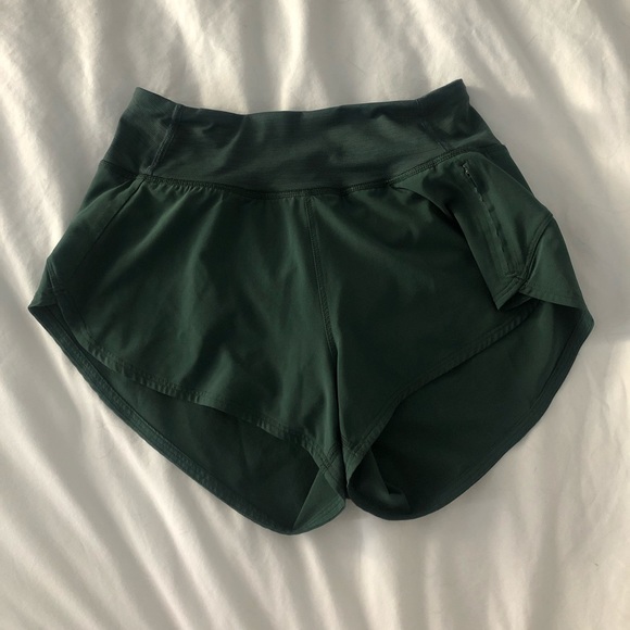 Outdoor voices athletic shorts - Picture 2 of 4